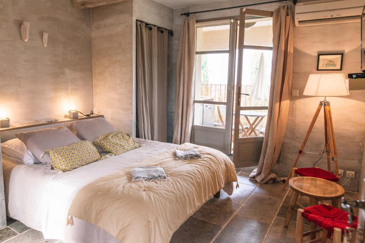 Le Mas De Cink Saint-Saturnin-lès-Apt Dış mekan fotoğraf